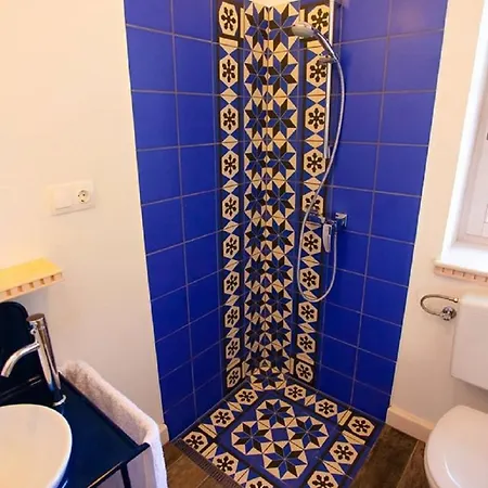 Piroska Vendeghaz Szekkutas